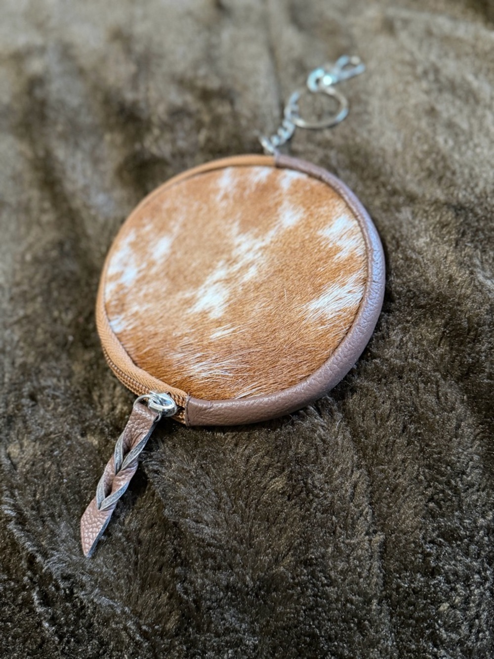 Round Brown Cowhide Key & Card Holder with Key Ring